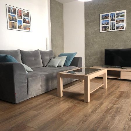 Apartament Lirowa ワルシャワ エクステリア 写真