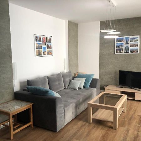 Apartament Lirowa ワルシャワ エクステリア 写真